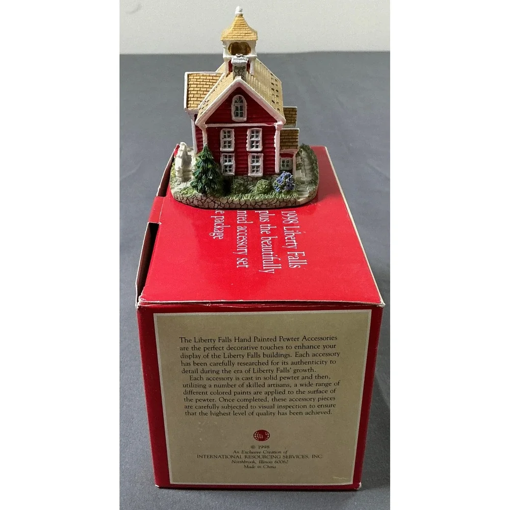 Liberty Falls Secondary School AH158 1998 All In One Village Miniature Set
